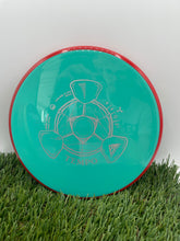 Load image into Gallery viewer, Axiom Neutron Tempo Approach disc