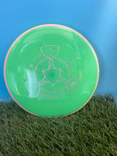 Load image into Gallery viewer, Axiom Soft Neutron Plastic Envy Putter