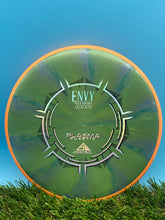 Load image into Gallery viewer, Axiom Plasma Plastic Envy Putter