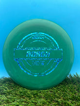 Load image into Gallery viewer, Discraft Roach Putter Line Putter