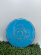 Load image into Gallery viewer, Axiom Soft Neutron Plastic Envy Putter
