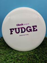 Load image into Gallery viewer, Clash Discs Fudge Putter
