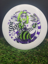 Load image into Gallery viewer, Discraft 2024 GLOW Halloween Buzzzjuice Buzzz Midrange-3 Foil
