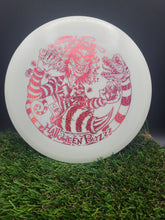 Load image into Gallery viewer, Discraft 2024 GLOW Halloween Buzzzjuice Buzzz Midrange-Single Foil
