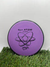 Load image into Gallery viewer, MVP Electron Plastic Atom Putter
