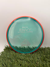 Load image into Gallery viewer, Axiom Proton Plastic Envy Putter
