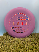 Load image into Gallery viewer, Discraft McBeth Luna Approach/Putt
