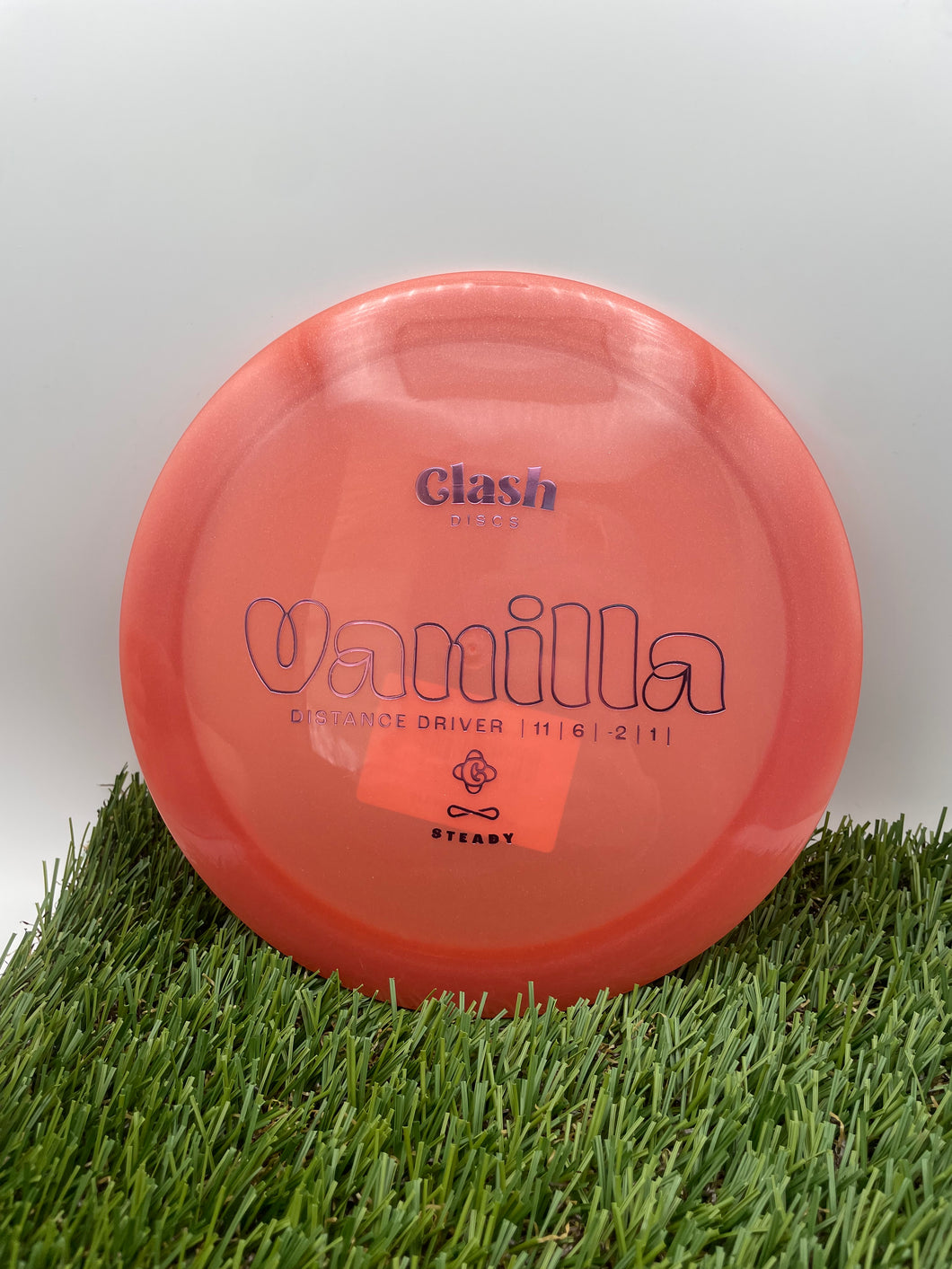 Clash Steady Plastic Vanilla Distance Driver