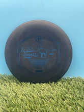 Load image into Gallery viewer, Infinite Discs P-Blend plastic Alpaca Putter
