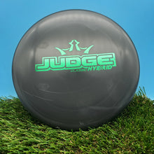 Load image into Gallery viewer, Dynamic Discs Hybrid Plastic Judge Putter
